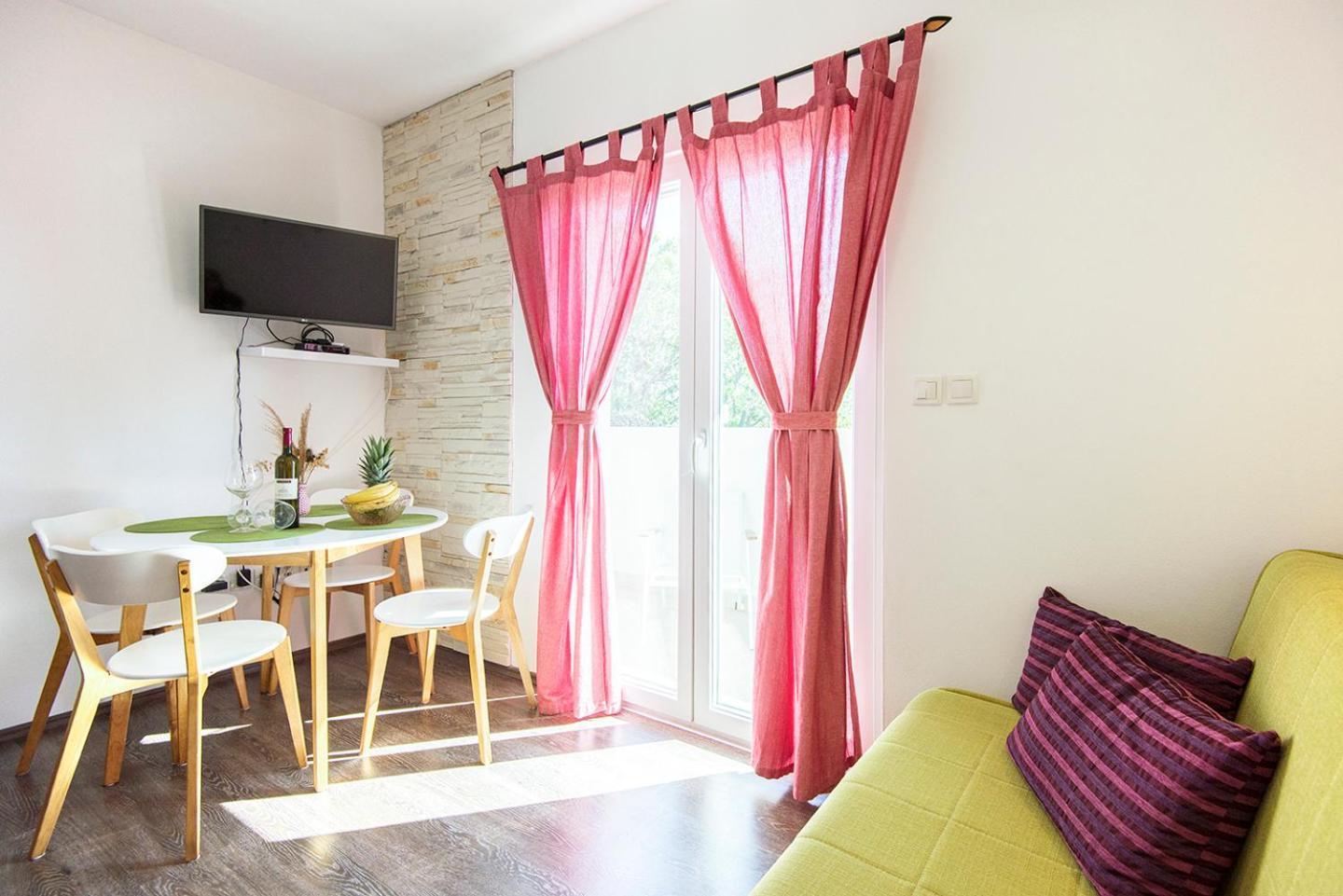 Cape Deluxe Apartma Rtina